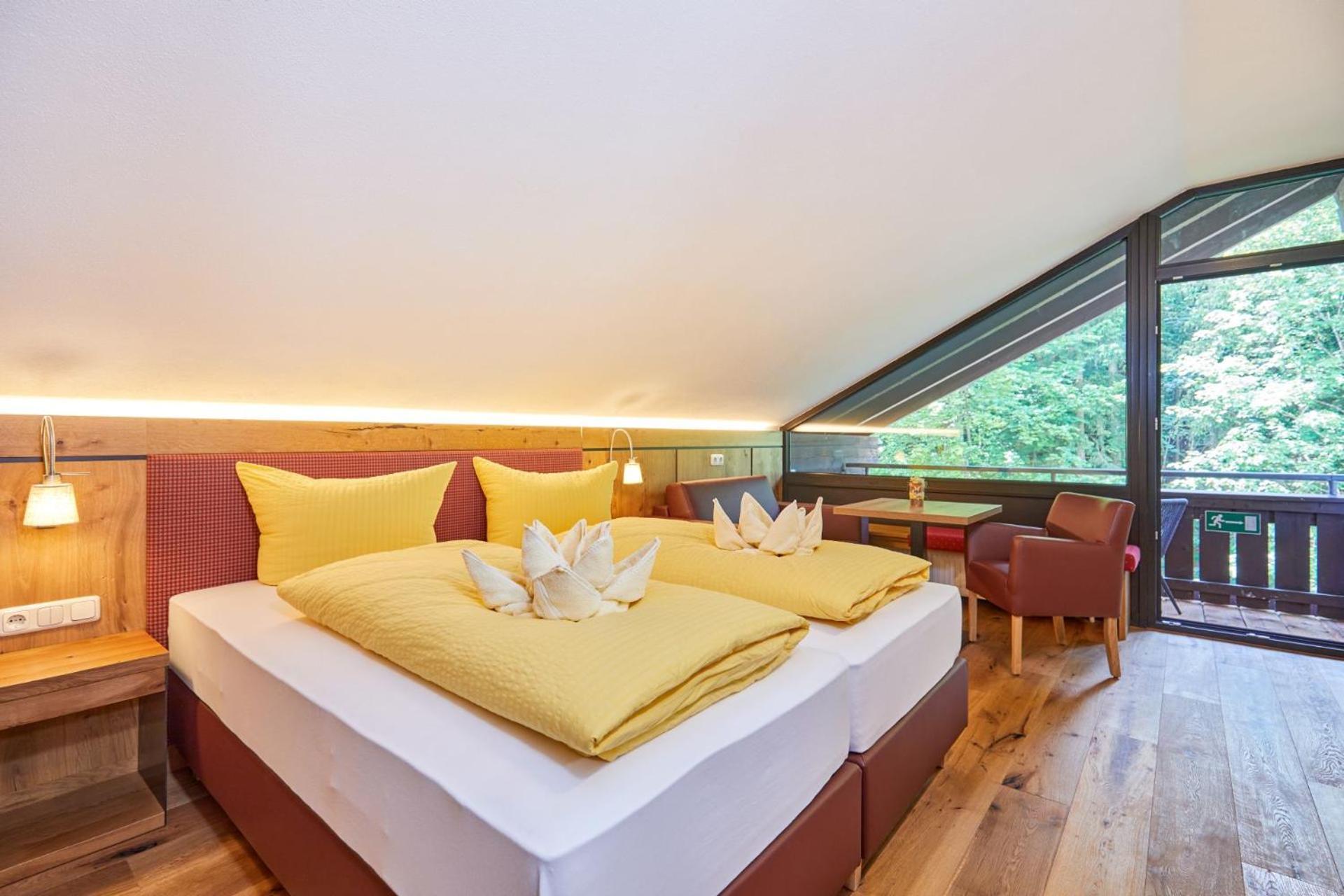 Appartement Loser Mit Indoorpool Und Sauna Bad Goisern Luaran gambar